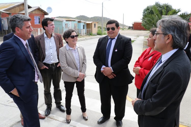 INAUGURAN PRIMER PROYECTO DE PAVIMENTACIÓN PARTICIPATIVA EN COMUNA DE LA HIGUERA