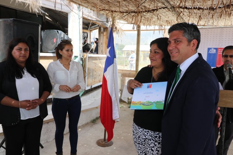 70 FAMILIAS DE GUANAQUEROS RECIBEN SUBSIDIOS PARA SER PARTE DE NUEVO CONJUNTO HABITACIONAL