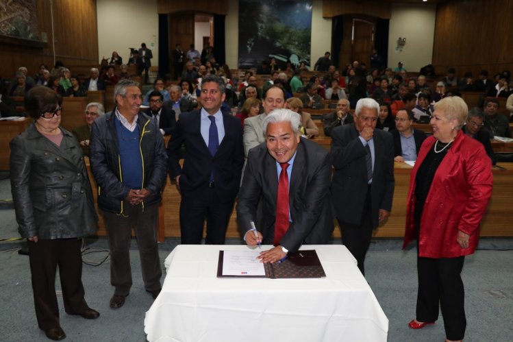 ADULTOS MAYORES CELEBRAN PROTOCOLO DE ATENCIÓN PREFERENCIAL EN SALUD