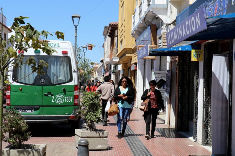 GOBIERNO Y POLICÍAS REFUERZAN LLAMADO PARA PREVENIR ROBOS EN EL COMERCIO DE LA SERENA GOBIERNO Y POLICÍAS REFUERZAN LLAMADO PARA PREVENIR ROBOS EN EL COMERCIO DE LA SERENA