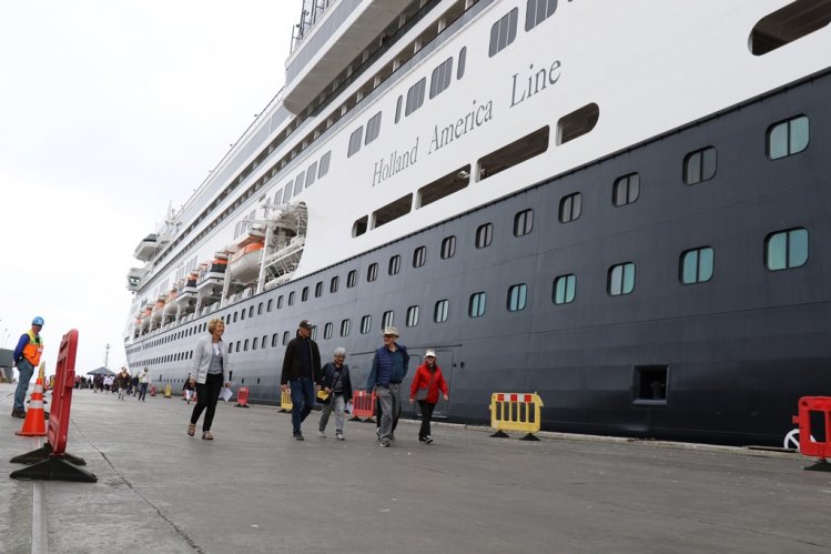 INICIA TEMPORADA DE CRUCEROS CON INCREMENTO DE 54% EN LLEGADA DE PASAJEROS A LA REGIÓN DE COQUIMBO