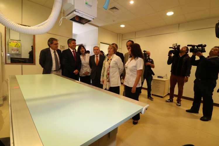 PRESIDENTA BACHELET INAUGURÓ EL NUEVO HOSPITAL DE SALAMANCA