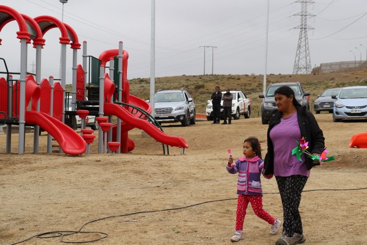 GOBIERNO ENTREGA PARQUE URBANO LAMBERT CON NUEVO MIRADOR Y ZONA DE JUEGOS