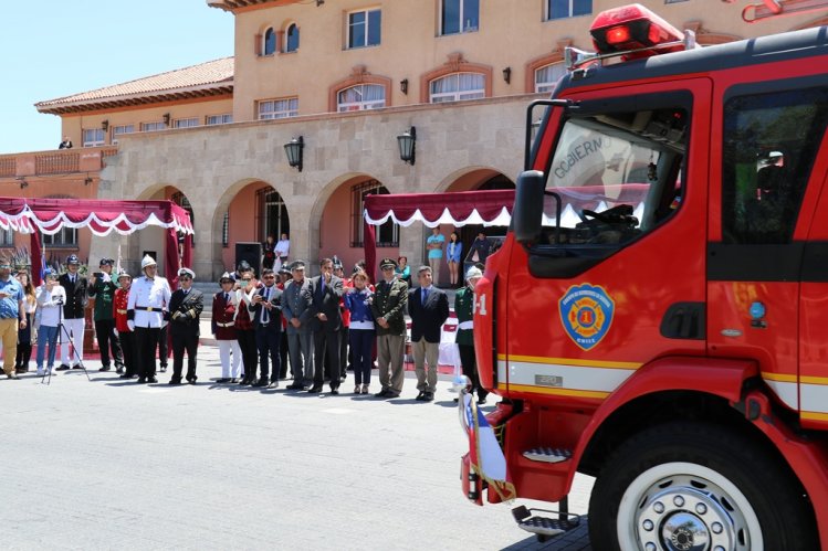 MODERNIZACIÓN Y FORTALECIMIENTO INSTITUCIONAL MARCAN ANIVERSARIO DE BOMBEROS DE LA SERENA