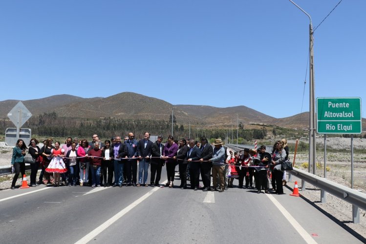 NUEVO PUENTE MEJORA LA CONECTIVIDAD DE VECINOS DE ALTOVALSOL