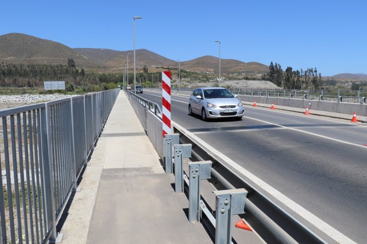 NUEVO PUENTE MEJORA LA CONECTIVIDAD DE VECINOS DE ALTOVALSOL