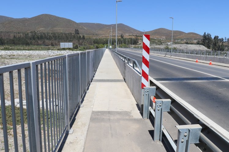 NUEVO PUENTE MEJORA LA CONECTIVIDAD DE VECINOS DE ALTOVALSOL