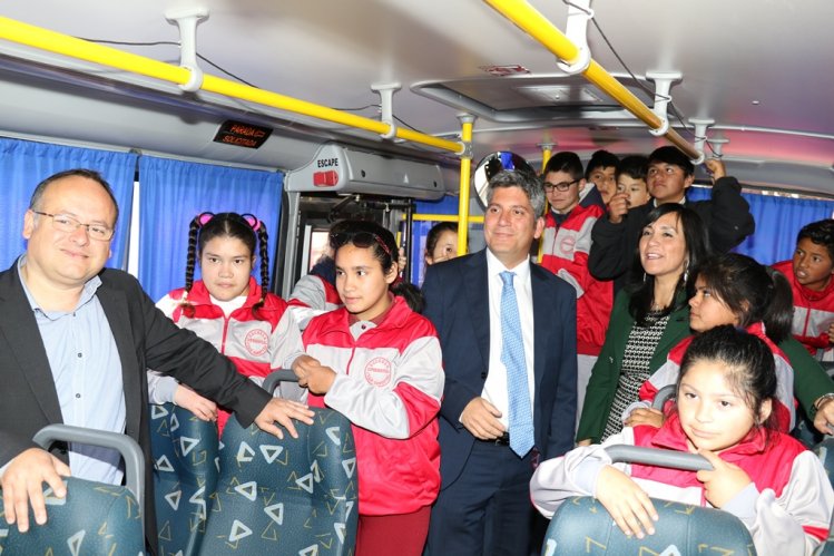 GOBIERNO SUMARÁ 8 NUEVOS SERVICIOS DE TRANSPORTE GRATUITO PARA ESCOLARES EN LA REGIÓN