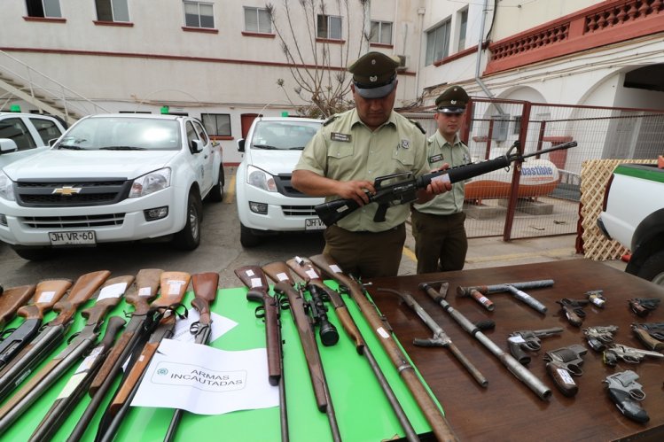 502 ARMAS FUERON SACADAS DE CIRCULACIÓN POR CARABINEROS EN LO QUE VA DE 2017 EN LA REGIÓN