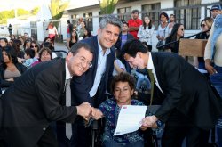 FAMILIAS DE TIERRAS BLANCAS CUMPLIRÁN EL SUEÑO DE SU CASA PROPIA TRAS LARGA ESPERA