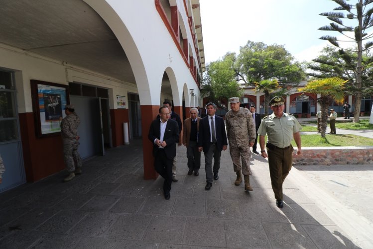 FUERZAS DE ORDEN Y SEGURIDAD ASUMEN EL MANDO POR ELECCIONES Y REVISAN LOS LOCALES DE VOTACIÓN