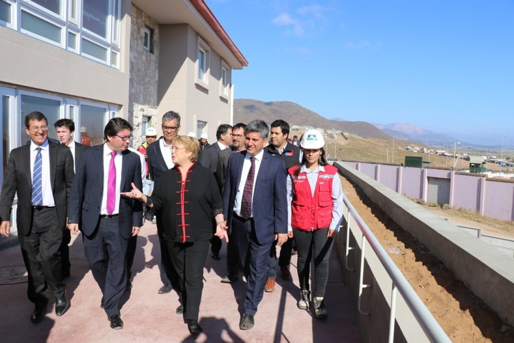 PRESIDENTA BACHELET VISITA OBRAS DE ESTABLECIMIENTO DE LARGA ESTADÍA PARA ADULTOS MAYORES DE LA SERENA