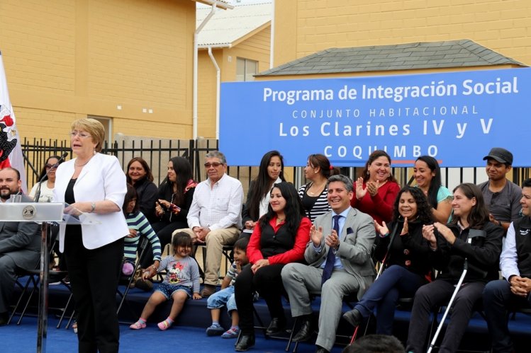 PRESIDENTA BACHELET ENTREGA PROYECTO HABITACIONAL DE INTEGRACIÓN SOCIAL A FAMILIAS DE COQUIMBO