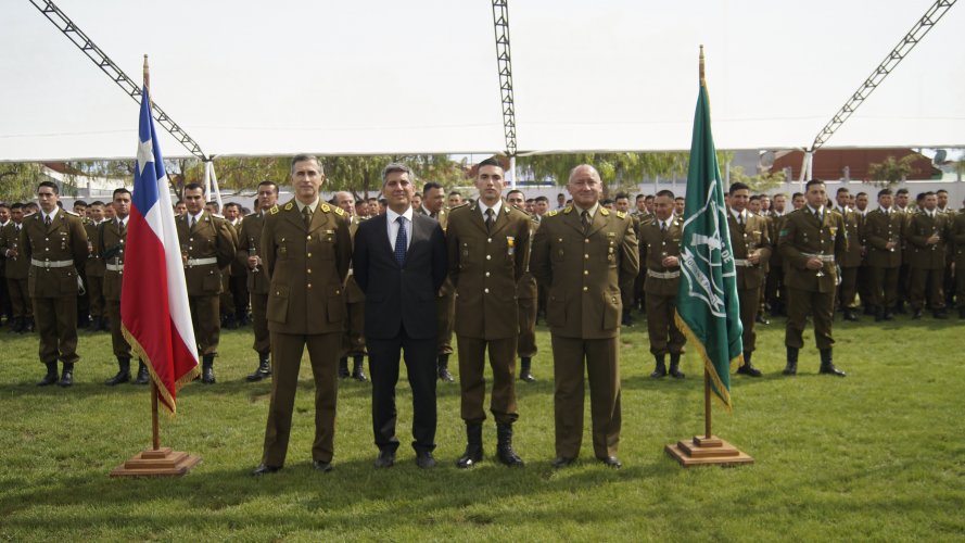 CARABINEROS ALUMNOS DE OVALLE REALIZARON SU JURAMENTO DE SERVICIO