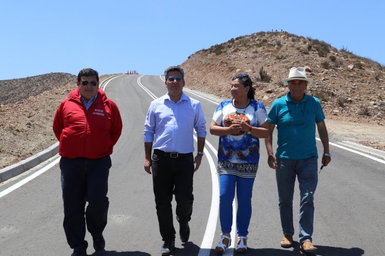 CAMINO QUE CONECTA LA RUTA 5 CON LOS CHOROS PRESENTA UN 95% DE AVANCE