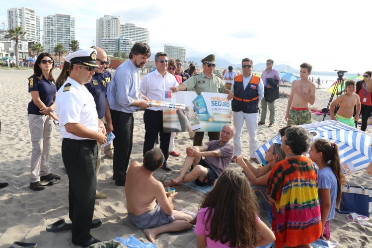 AUTORIDADES INAUGURAN CÁMARA DE TELESEGURIDAD Y LLAMAN AL AUTO CUIDADO PARA TENER UN VERANO SEGURO