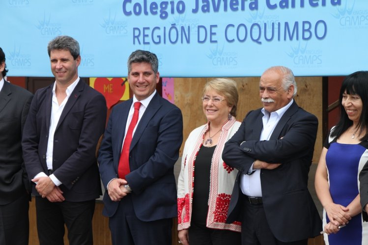 ESTUDIANTES DE LOS CAMPAMENTOS DE VERANO RECIBEN VISITA DE LA PRESIDENTA BACHELET