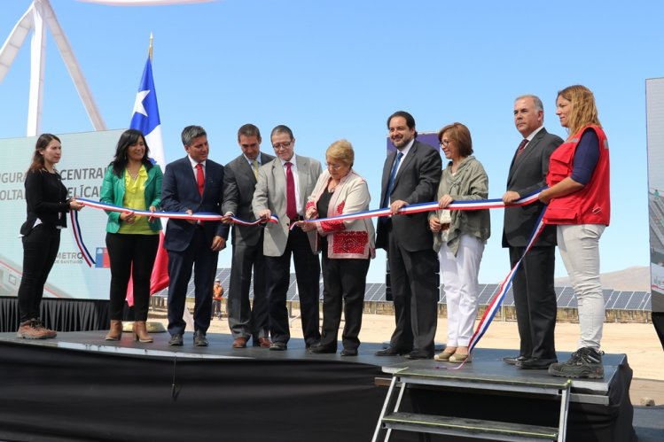 PRESIDENTA BACHELET INAUGURA LA PLANTA DE ENERGÍA SOLAR MÁS EFICIENTE DE LATINOAMÉRICA EN LA REGIÓN DE COQUIMBO