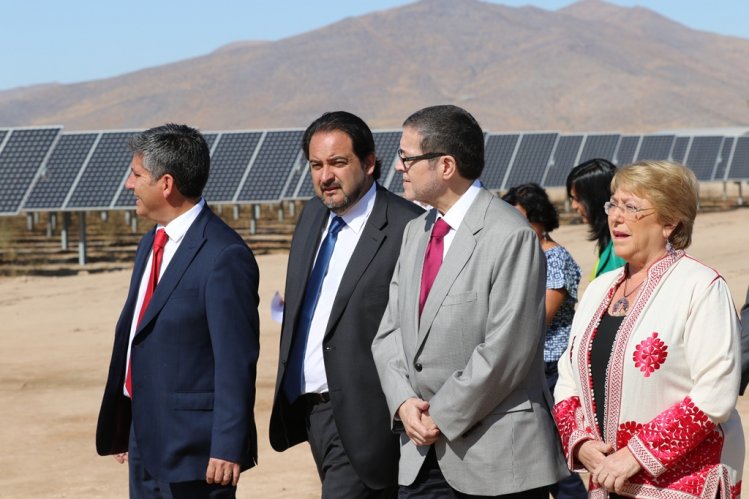 PRESIDENTA BACHELET INAUGURA LA PLANTA DE ENERGÍA SOLAR MÁS EFICIENTE DE LATINOAMÉRICA EN LA REGIÓN DE COQUIMBO