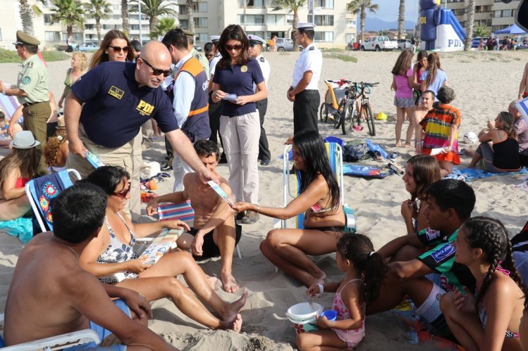 AUTORIDADES INAUGURAN CÁMARA DE TELESEGURIDAD Y LLAMAN AL AUTO CUIDADO PARA TENER UN VERANO SEGURO