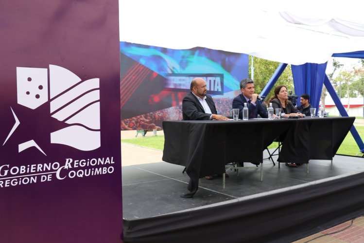 VERNÁCULO, SAIKO Y MIRANDA! SERÁN LOS ENCARGADOS DE ABRIR LA PROGRAMACIÓN DEL FESTIVAL ARC 2018 VERNÁCULO, SAIKO Y MIRANDA! SERÁN LOS ENCARGADOS DE ABRIR LA PROGRAMACIÓN DEL FESTIVAL ARC 2018