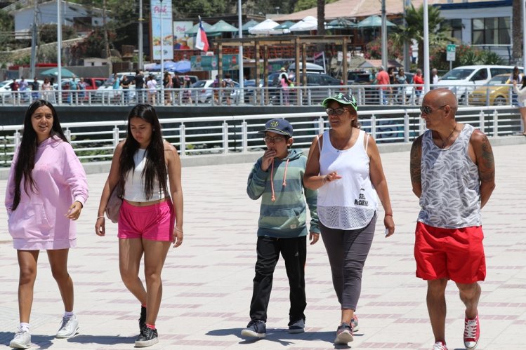 PASEO BORDE COSTERO DE TONGOY RECIBE SELLO CHILE INCLUSIVO