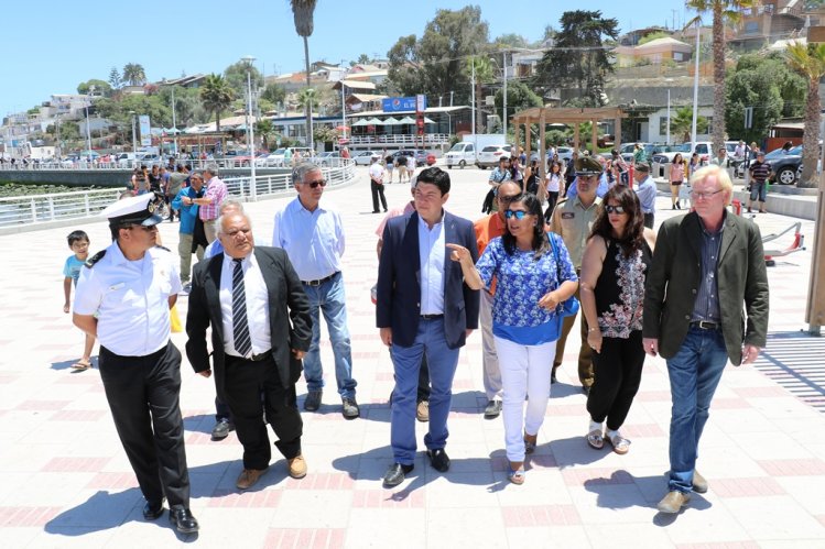 PASEO BORDE COSTERO DE TONGOY RECIBE SELLO CHILE INCLUSIVO