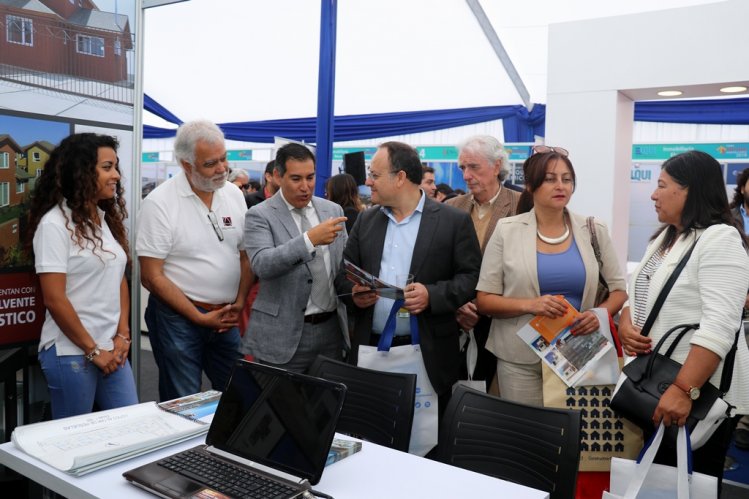 GOBIERNO DESTACÓ GENERACIÓN DE EMPLEOS EN LA CONSTRUCCIÓN EN INAUGURACIÓN DE VITRINA INMOBILIARIA 2018