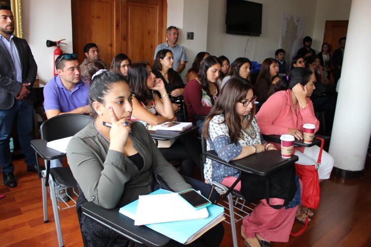 PRESENTAN GUÍA DE ACTUACIÓN FRENTE A SITUACIONES DE MALTRATO INFANTIL