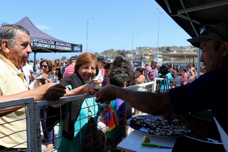 CON OSTIONES Y OSTRAS TONGOY DESPIDIÓ LOS EXITOSOS FESTIVALES GASTRONÓMICOS DE COQUIMBO 2018