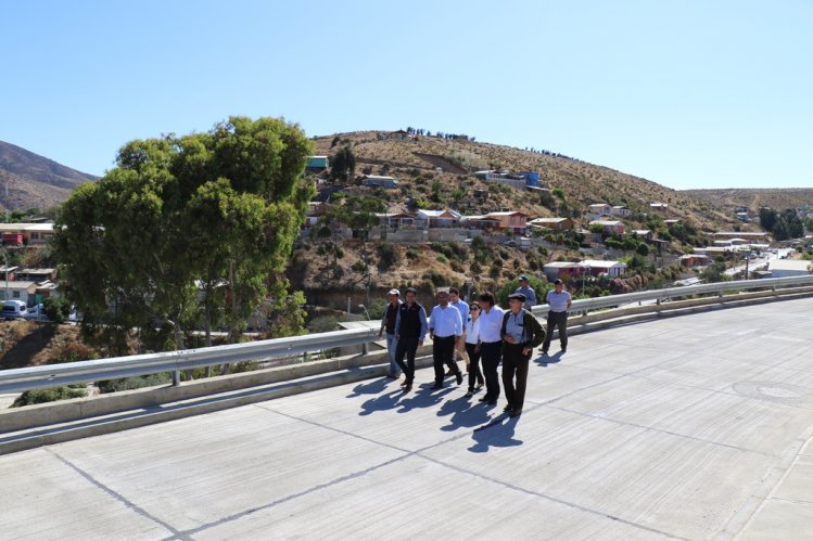 FAMILIAS DE CANELA, COMBARBALÁ Y OVALLE MEJORAN SU CALIDAD DE VIDA CON OBRAS DE RECONSTRUCCIÓN