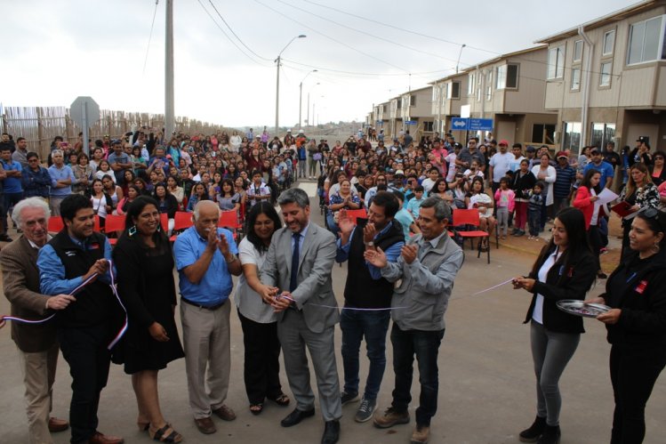 INAUGURAN PRIMERA ETAPA DE MEGA LOTEO BICENTENARIO QUE BENEFICIA A 208 FAMILIAS EN LA SERENA