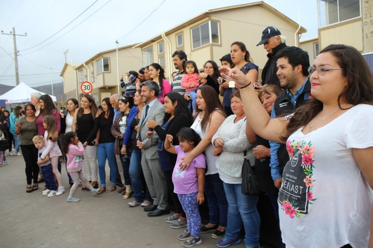 INAUGURAN PRIMERA ETAPA DE MEGA LOTEO BICENTENARIO QUE BENEFICIA A 208 FAMILIAS EN LA SERENA