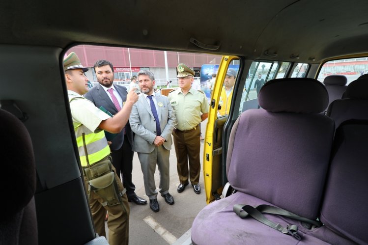 REALIZAN FISCALIZACIÓN PREVENTIVA A FURGONES ESCOLARES PARA GARANTIZAR SEGURIDAD EN EL REGRESO A CLASES