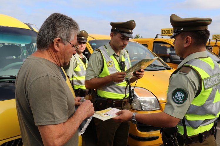 REALIZAN FISCALIZACIÓN PREVENTIVA A FURGONES ESCOLARES PARA GARANTIZAR SEGURIDAD EN EL REGRESO A CLASES