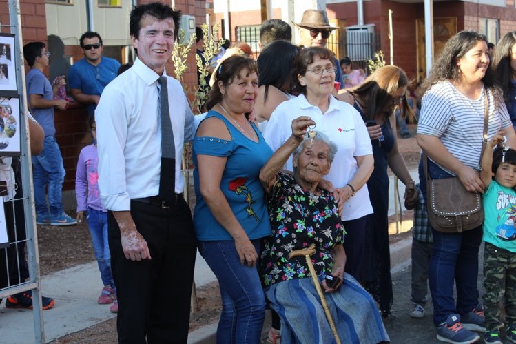 INAUGURAN CONJUNTO HABITACIONAL PARA MÁS DE 100 FAMILIAS EN ILLAPEL