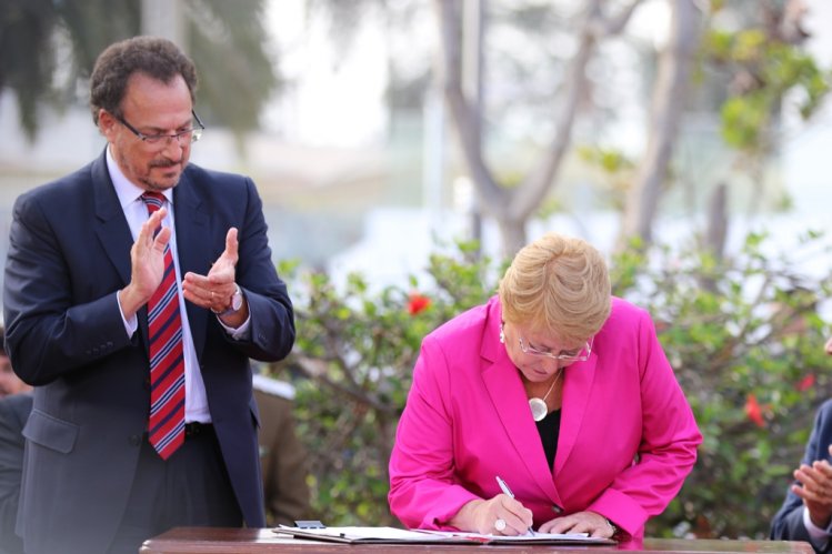 PRESIDENTA BACHELET INAUGURA LA BIBLIOTECA REGIONAL GABRIELA MISTRAL