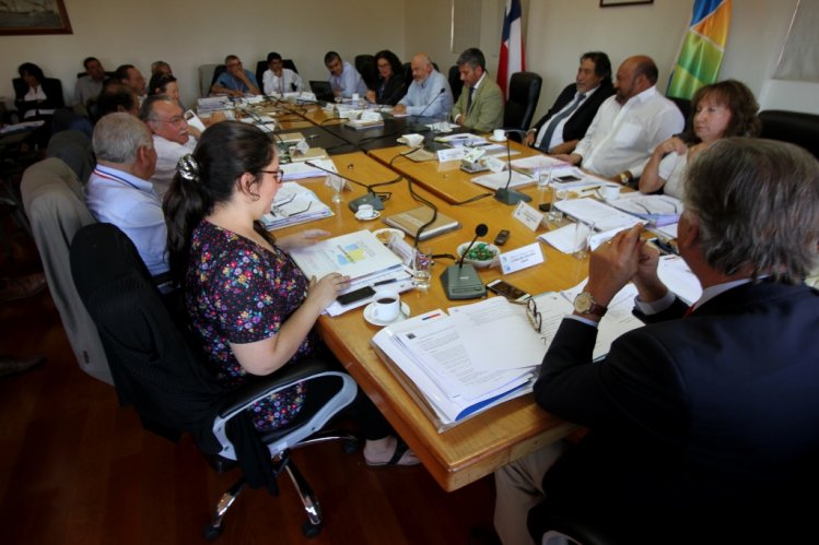INTENDENTE AGRADECE AL CONSEJO REGIONAL AL DESPEDIRSE DURANTE LA ÚLTIMA SESIÓN INTENDENTE AGRADECE AL CONSEJO REGIONAL AL DESPEDIRSE DURANTE LA ÚLTIMA SESIÓN