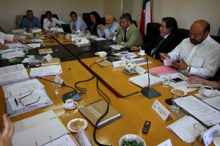 INTENDENTE AGRADECE AL CONSEJO REGIONAL AL DESPEDIRSE DURANTE LA ÚLTIMA SESIÓN INTENDENTE AGRADECE AL CONSEJO REGIONAL AL DESPEDIRSE DURANTE LA ÚLTIMA SESIÓN