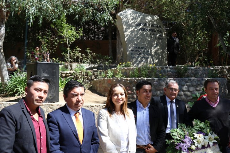 GABRIELA MISTRAL: RESALTAN LEGADO EDUCACIONAL Y SU PREOCUPACIÓN POR LOS NIÑOS GABRIELA MISTRAL: RESALTAN LEGADO EDUCACIONAL Y SU PREOCUPACIÓN POR LOS NIÑOS