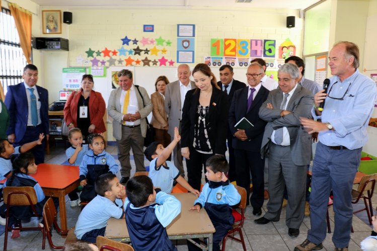 SUBSECRETARÍA DE LA NIÑEZ PROTEGERÁ Y PROMOVERÁ LA DEFENSA DE LOS DERECHOS DE LOS NIÑOS SUBSECRETARÍA DE LA NIÑEZ PROTEGERÁ Y PROMOVERÁ LA DEFENSA DE LOS DERECHOS DE LOS NIÑOS