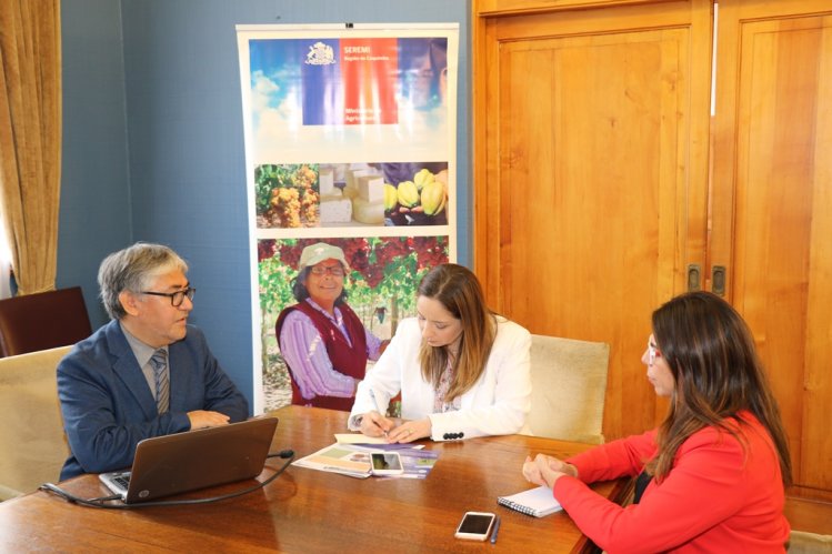 GOBIERNO LLAMA A PRODUCTORES AGRÍCOLAS A ESTAR ATENTOS A LOS PRONÓSTICOS METEOROLÓGICOS ESTA TEMPORADA