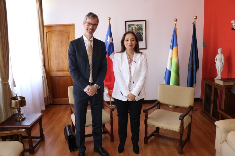 GOBIERNO HOLANDÉS PROYECTA NUEVAS INVERSIONES PARA EL USO EFICIENTE DEL RECURSO HÍDRICO EN LA REGIÓN GOBIERNO HOLANDÉS PROYECTA NUEVAS INVERSIONES PARA EL USO EFICIENTE DEL RECURSO HÍDRICO EN LA REGIÓN