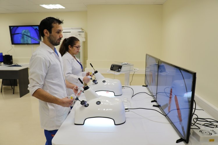 MODERNO EQUIPO DE SIMULACIÓN QUIRÚRGICA APOYARÁ LA ESPECIALIZACIÓN DE MÉDICOS CIRUJANOS MODERNO EQUIPO DE SIMULACIÓN QUIRÚRGICA APOYARÁ LA ESPECIALIZACIÓN DE MÉDICOS CIRUJANOS