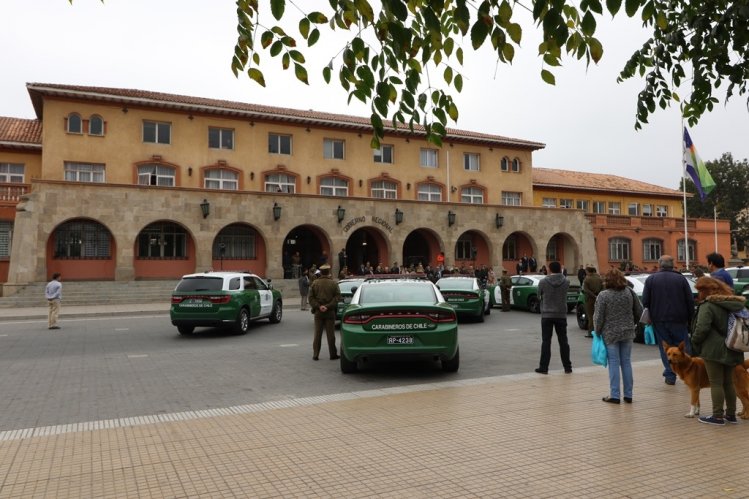 CARABINEROS REPONE 11 VEHÍCULOS POLICIALES PARA REFORZAR SUS SERVICIOS DE SEGURIDAD PÚBLICA CARABINEROS REPONE 11 VEHÍCULOS POLICIALES PARA REFORZAR SUS SERVICIOS DE SEGURIDAD PÚBLICA