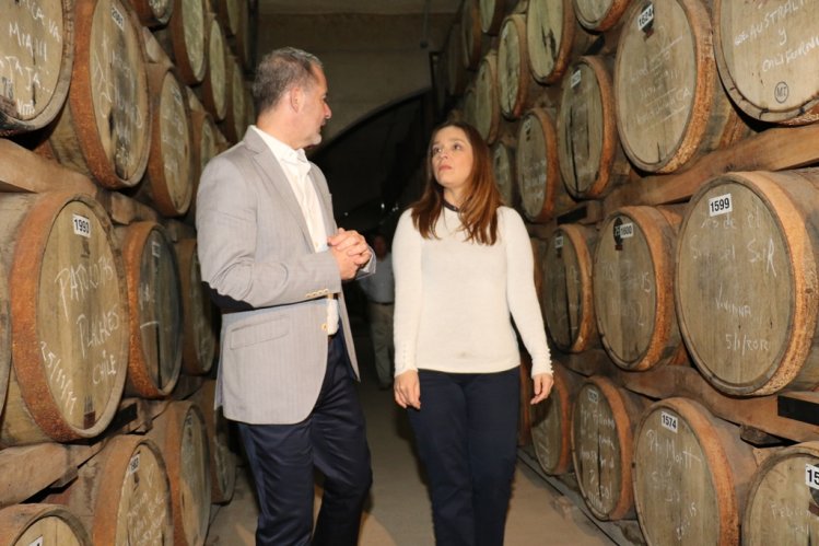 GOBIERNO COMPROMETE DEFENSA DE LA DENOMINACIÓN DE ORIGEN DURANTE EL MES DEL PISCO GOBIERNO COMPROMETE DEFENSA DE LA DENOMINACIÓN DE ORIGEN DURANTE EL MES DEL PISCO