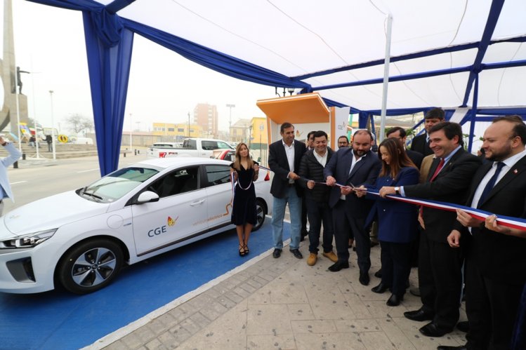 REGIÓN DE COQUIMBO INSTALA SU PRIMER PUNTO DE CARGA PARA AUTOS ELÉCTRICOS