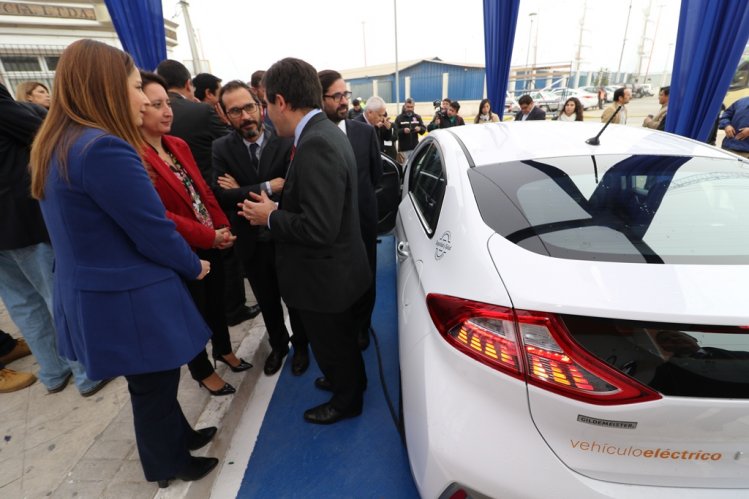 REGIÓN DE COQUIMBO INSTALA SU PRIMER PUNTO DE CARGA PARA AUTOS ELÉCTRICOS