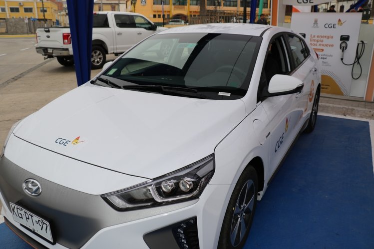 REGIÓN DE COQUIMBO INSTALA SU PRIMER PUNTO DE CARGA PARA AUTOS ELÉCTRICOS REGIÓN DE COQUIMBO INSTALA SU PRIMER PUNTO DE CARGA PARA AUTOS ELÉCTRICOS