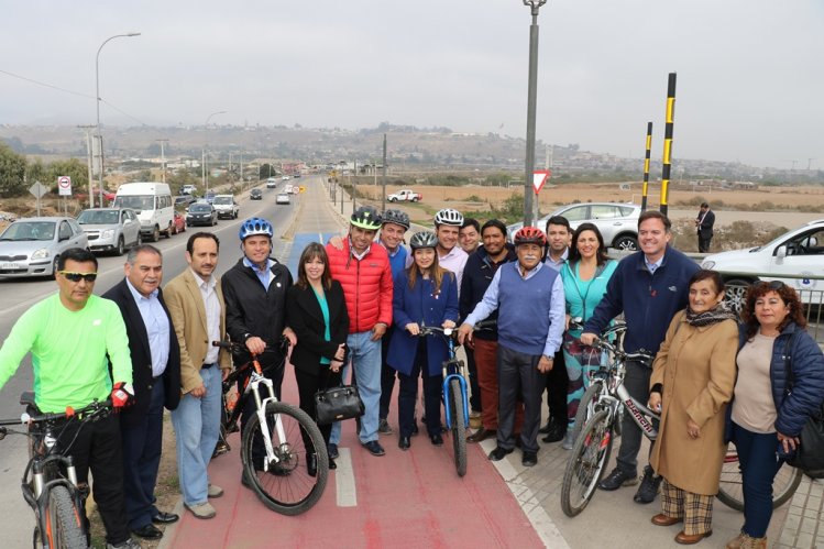 INAUGURAN CIRCUITO DE CICLOVÍAS QUE CONECTA LAS COMPAÑÍAS CON EL CENTRO DE LA SERENA INAUGURAN CIRCUITO DE CICLOVÍAS QUE CONECTA LAS COMPAÑÍAS CON EL CENTRO DE LA SERENA